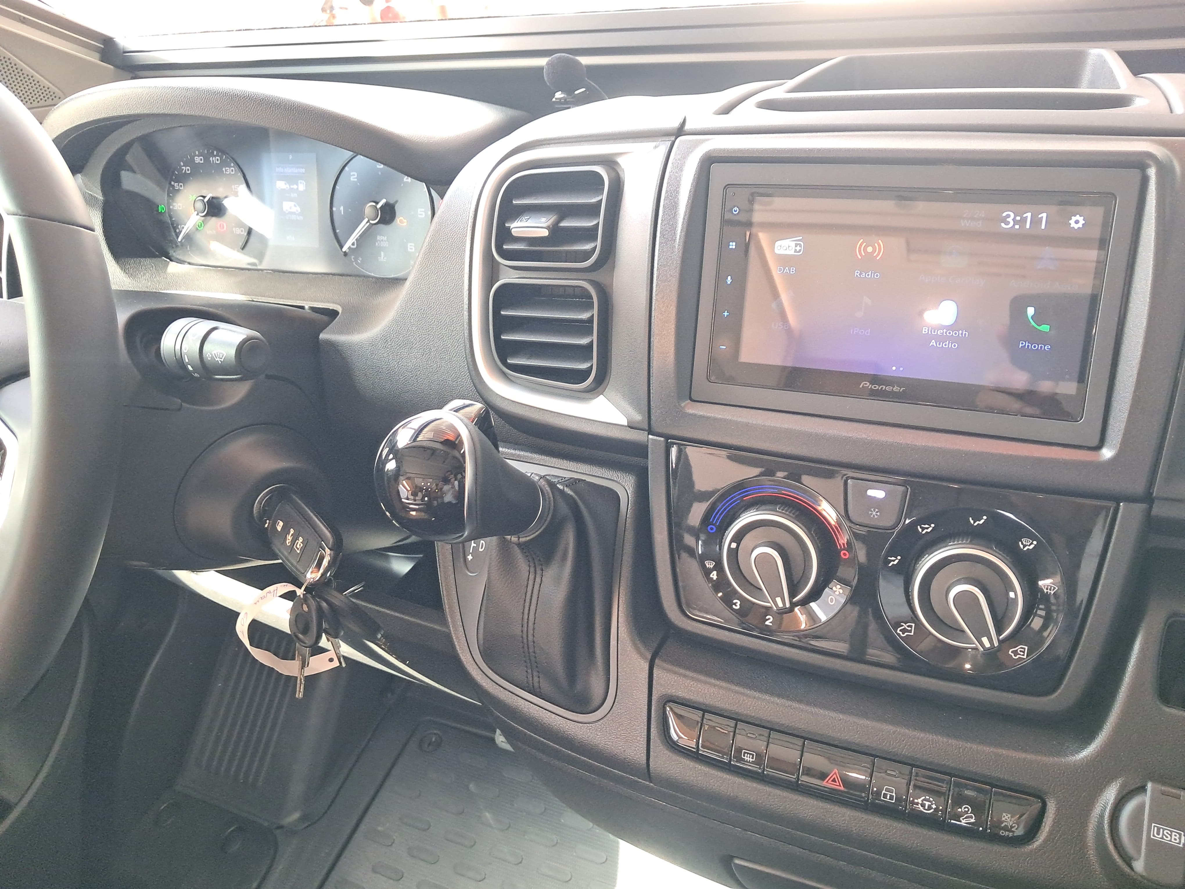 GIOTTILINE GIOTTIVAN 60T 140 PREMIERE EDITION PRIVILEGE GRIGIO FERRO METAL PEUGEOT BOXER 2025 12 GIOTTILINE GIOTTIVAN 60T 140 PREMIERE EDITION PRIVILEGE GRIGIO FERRO METAL PEUGEOT BOXER 2025 12