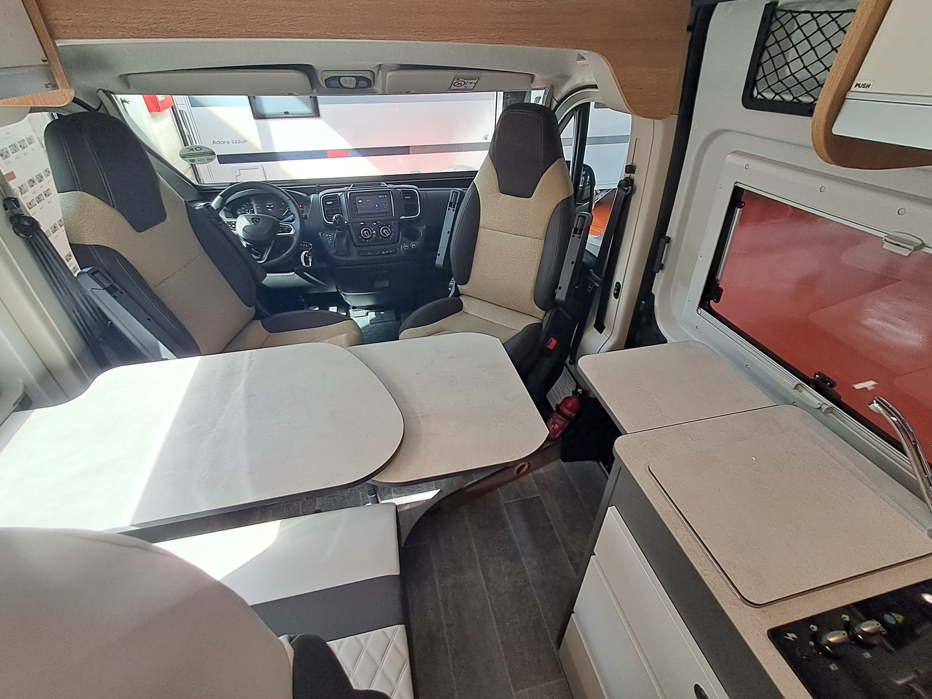 GIOTTILINE GIOTTIVAN 60T 140 PREMIERE EDITION PRIVILEGE GRIGIO FERRO METAL PEUGEOT BOXER 2025 17 GIOTTILINE GIOTTIVAN 60T 140 PREMIERE EDITION PRIVILEGE GRIGIO FERRO METAL PEUGEOT BOXER 2025 17