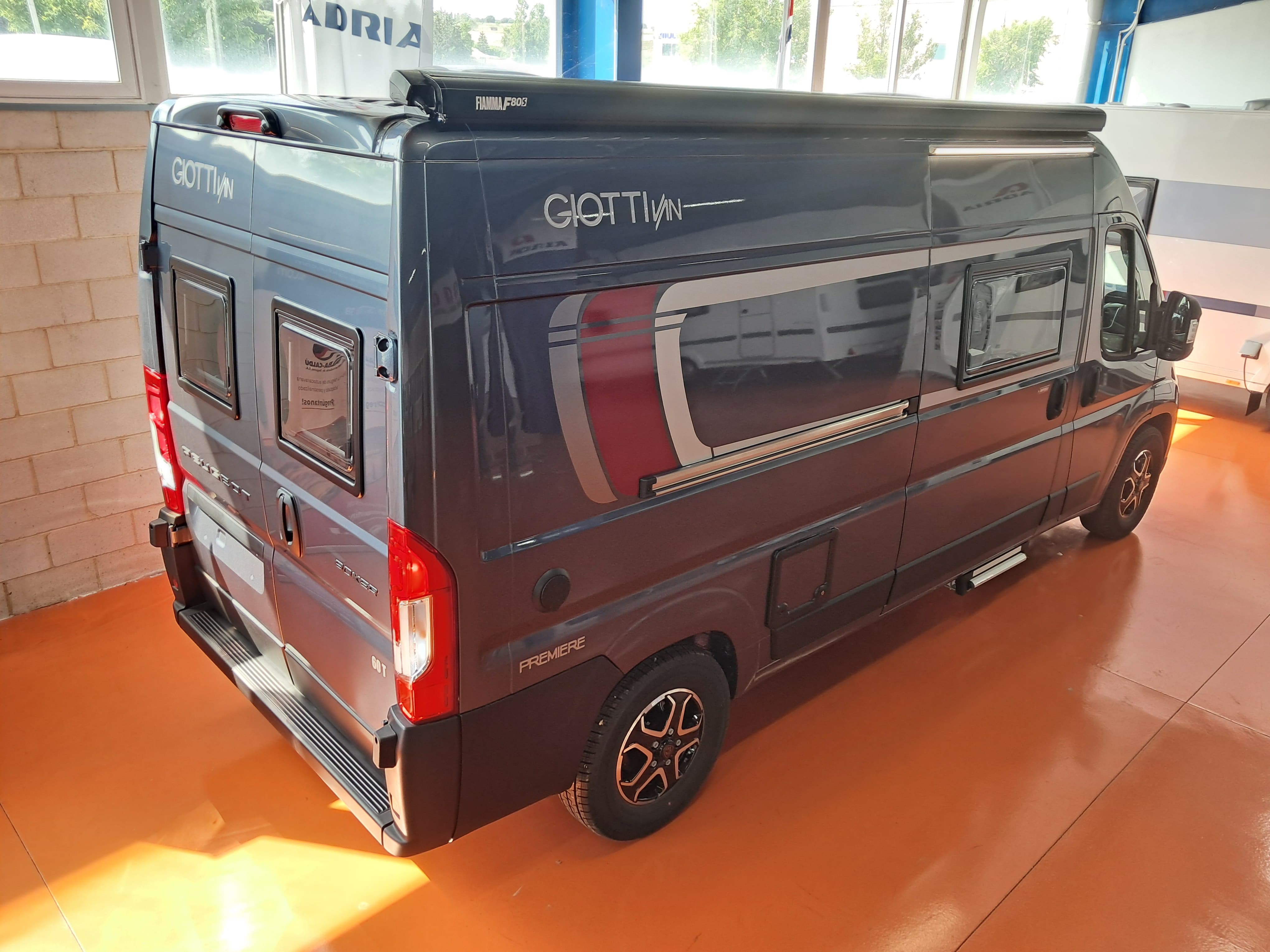 GIOTTILINE GIOTTIVAN 60T 140 PREMIERE EDITION PRIVILEGE GRIGIO FERRO METAL PEUGEOT BOXER 2025 6 GIOTTILINE GIOTTIVAN 60T 140 PREMIERE EDITION PRIVILEGE GRIGIO FERRO METAL PEUGEOT BOXER 2025 6